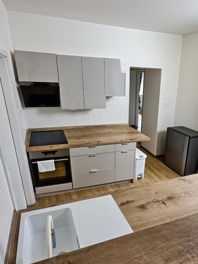 Gallery Apartments 利贝雷茨 外观 照片