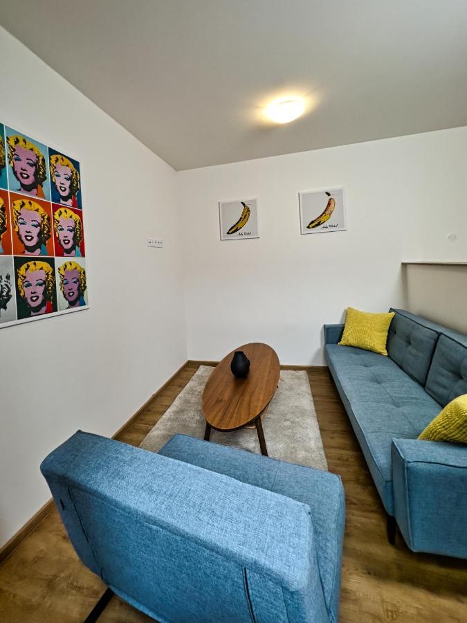 Gallery Apartments 利贝雷茨 外观 照片